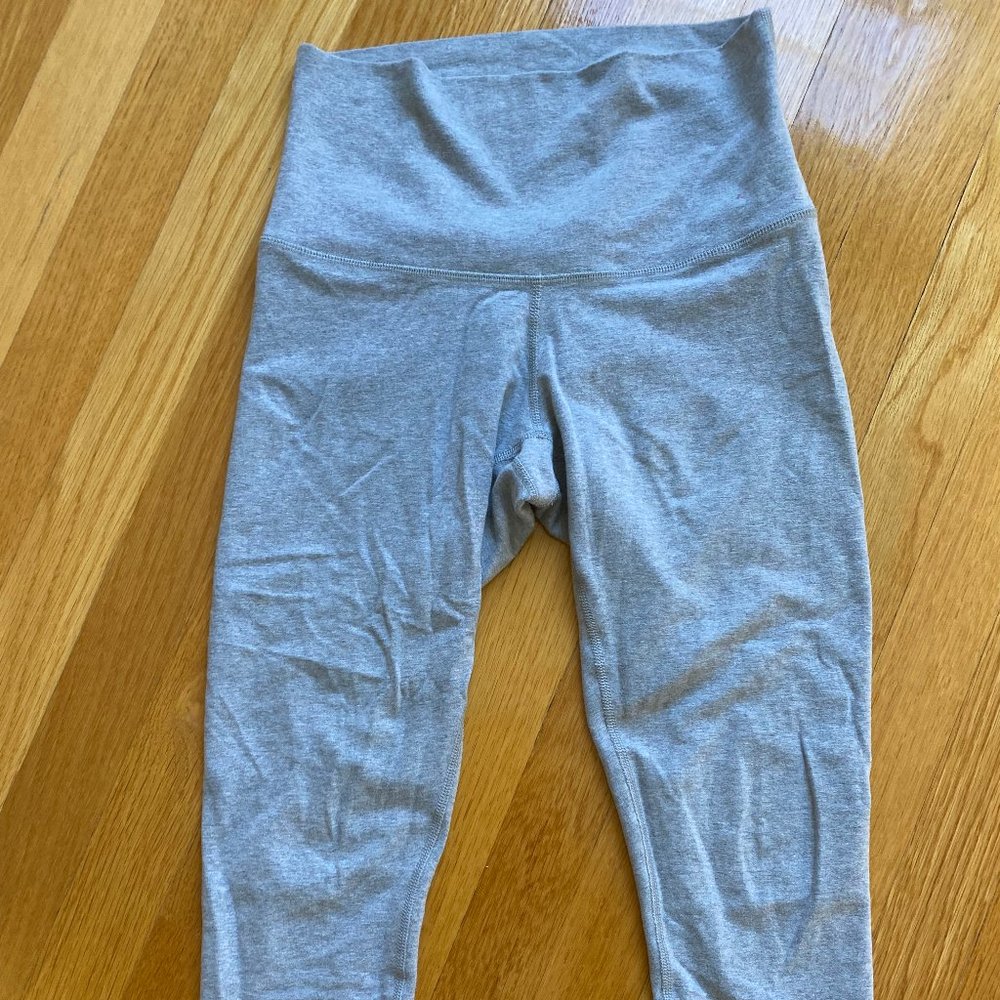 LULULEMON Gray leggings